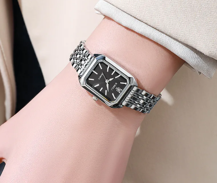 Elegant Women’s Timepiece